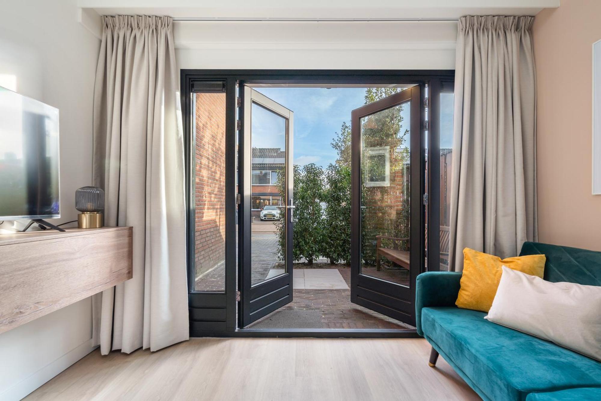 Ferienwohnung Luxury Fully Equipped Studio - Centrally Located Huizen Exterior foto